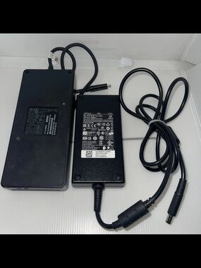 Dell WD19TBS type C thunderbolt docking station W/180w Power Supply & Cable